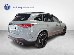 https://vehicle.imgix.net/4028616/bdbd8684-2ed5-40d0-8ffb-556554b63337.jpg