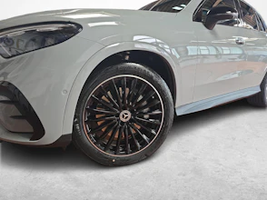 https://vehicle.imgix.net/4028616/f7887562-7738-4068-96e6-fd0d88104c08.jpg