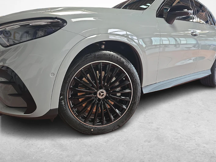 Fahrzeugbild MERCEDES-BENZ GLC 300