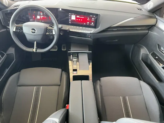 Opel Astra Sports Tourer 1.2 T GS