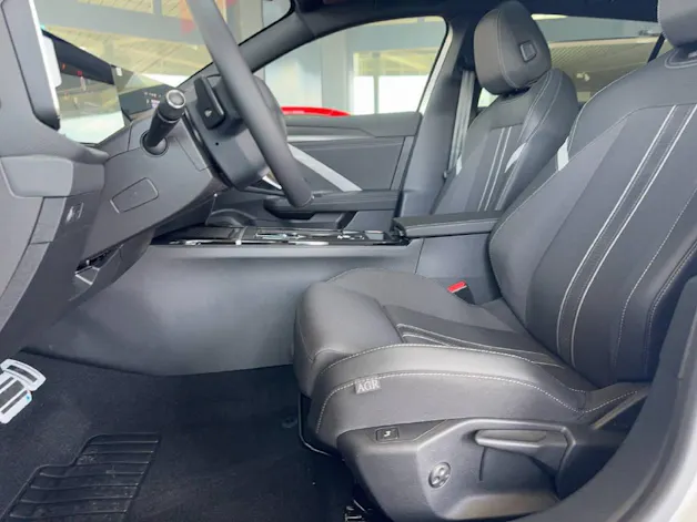 Opel Astra Sports Tourer 1.2 T GS