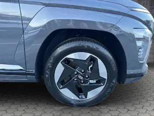 Hyundai Kona Electric Amplia