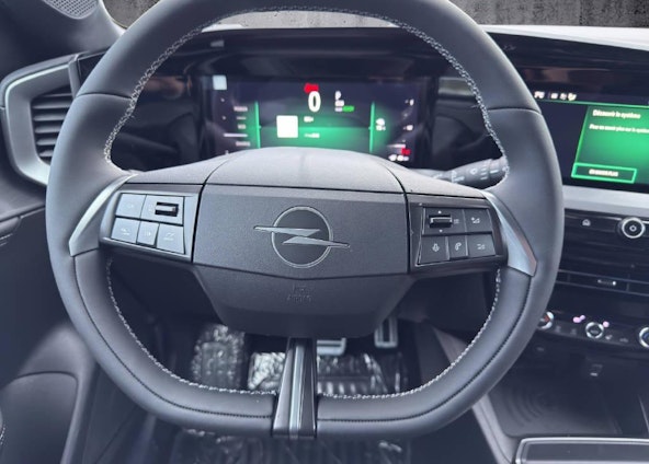 Vehicle image 9 Vehicle image 9