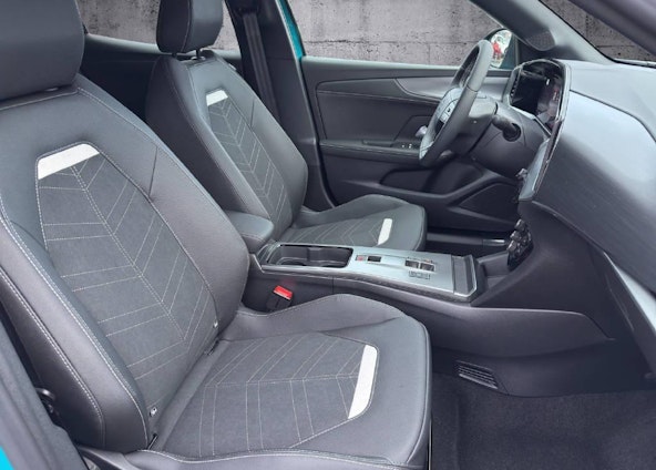 Vehicle image 12 Vehicle image 12