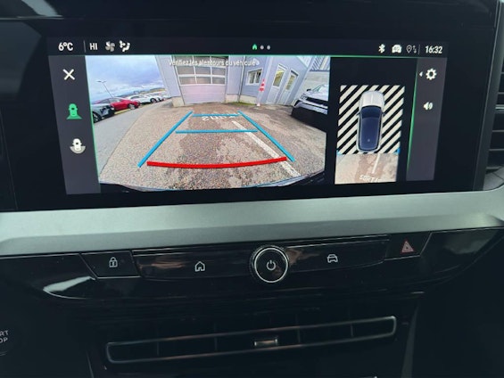 Vehicle image 7 Vehicle image 7