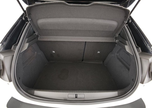 Vehicle image 11 Vehicle image 11