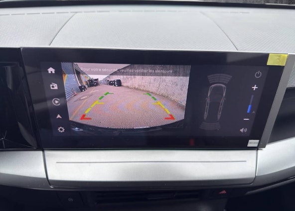 Vehicle image 12 Vehicle image 12