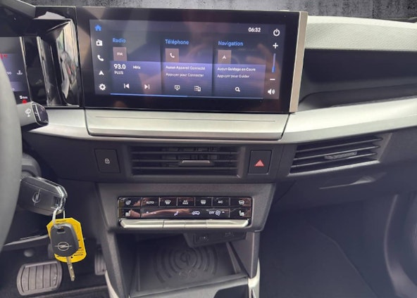 Vehicle image 10 Vehicle image 10