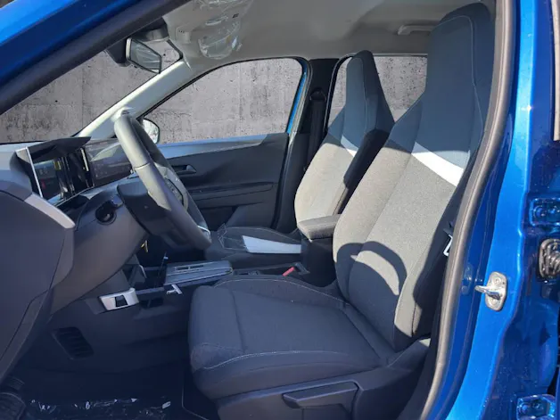 Opel Frontera 1.2 T HEV Edition