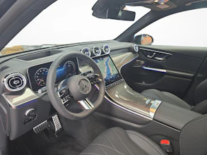 https://vehicle.imgix.net/4028699/5e41b243-cccb-45a9-9843-97af1907340d.jpg