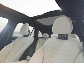 Fahrzeugbild MERCEDES-BENZ GLC 300 4MATIC AMG Line