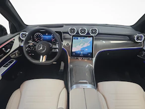 https://vehicle.imgix.net/4028711/e3f524dd-ecbc-4874-b2a0-e2474cd76eca.jpg