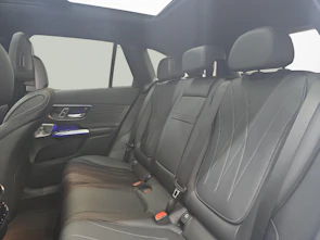 Fahrzeugbild MERCEDES-BENZ GLC 300 4MATIC AMG Line