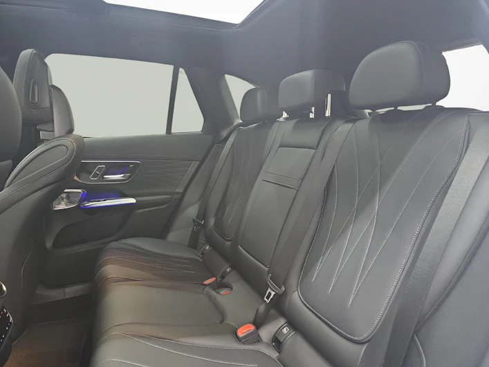 Fahrzeugbild MERCEDES-BENZ GLC 300