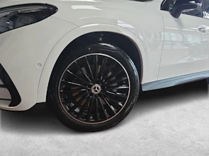 Fahrzeugbild MERCEDES-BENZ GLC 300 4MATIC AMG Line