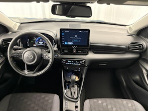 Vehicle image TOYOTA Yaris 1.5 VVT-i HSD Trend