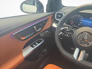https://vehicle.imgix.net/4028733/037805c0-afb4-452b-b102-81a36fdb4bac.jpg