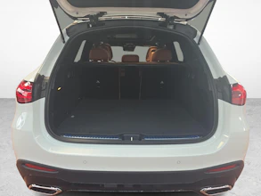 https://vehicle.imgix.net/4028733/e8d8c6c6-87eb-4fc0-b9ee-bd084ad69290.jpg
