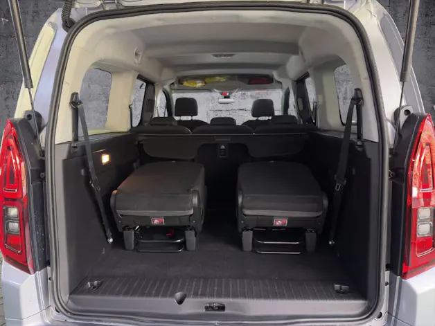 Opel Combo Life 1.5 D Ultimate S/S 7 places
