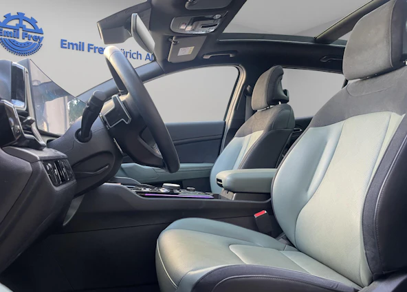 image du véhicule 6 image du véhicule 6