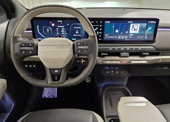 Vehicle image 2 Vehicle image 2