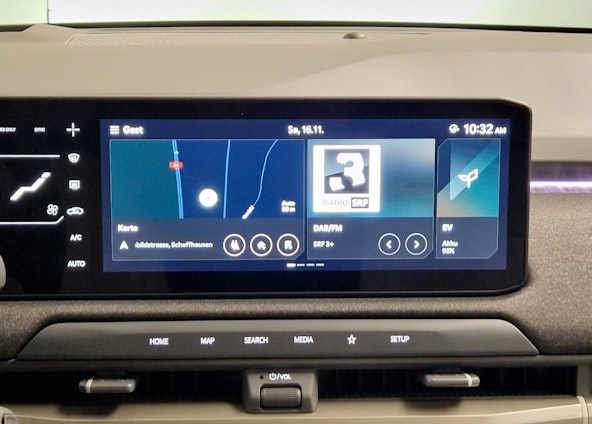 Vehicle image 9 Vehicle image 9