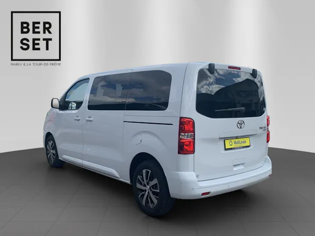 Toyota PROACE Verso L1 2.0 D Trend
