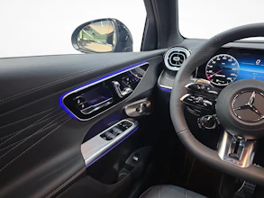 https://vehicle.imgix.net/4028813/4f6f7fbe-1415-42a3-a74c-ef35e4917b6c.jpg
