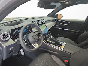 https://vehicle.imgix.net/4028819/32afcc49-7976-4e79-b8c6-050b3432052e.jpg