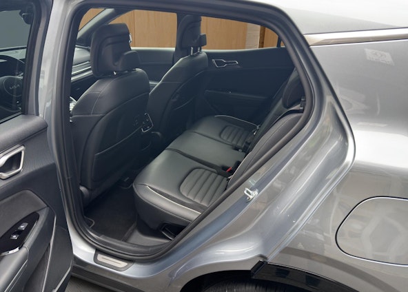 Vehicle image 10 Vehicle image 10