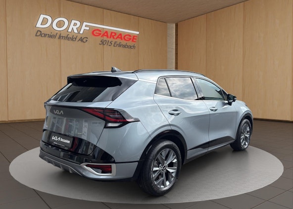 Vehicle image 3 Vehicle image 3