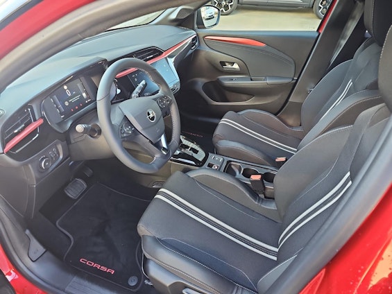 Vehicle image 15 Vehicle image 15