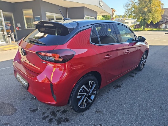 Vehicle image 28 Vehicle image 28