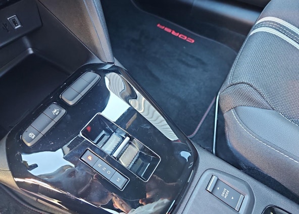 Vehicle image 25 Vehicle image 25