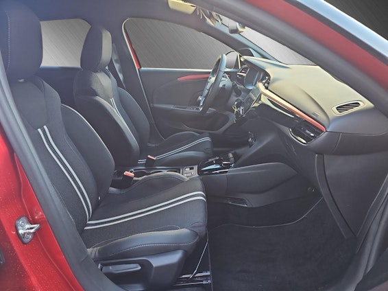 Vehicle image 14 Vehicle image 14