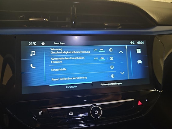 Vehicle image 52 Vehicle image 52