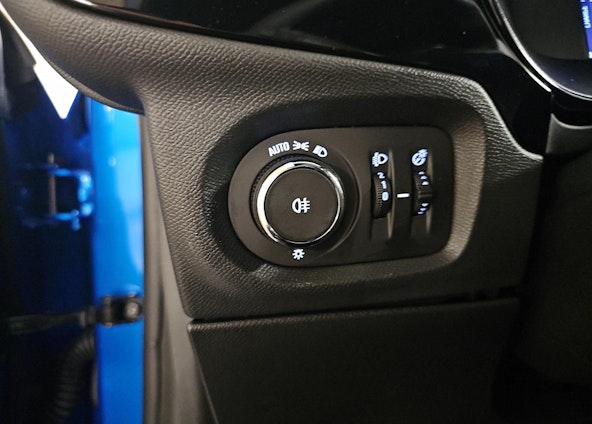 Vehicle image 15 Vehicle image 15