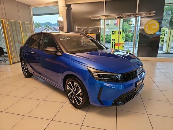 Vehicle image 24 Vehicle image 24