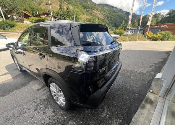 Vehicle image 5 Vehicle image 5