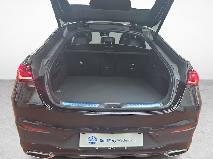 Vehicle image MERCEDES-BENZ GLC 300