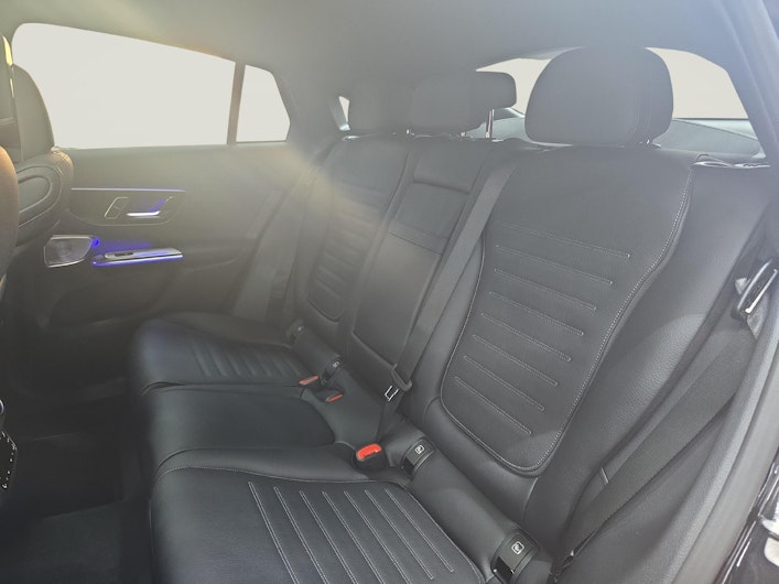 Vehicle image MERCEDES-BENZ GLC 300