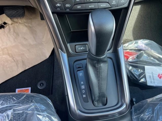 Vehicle image 7 Vehicle image 7