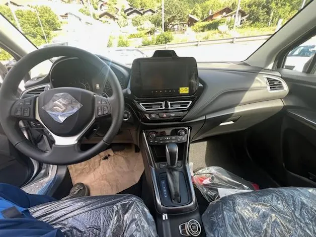 Suzuki S-Cross 1.4 T Compact Top Hybrid 4x4