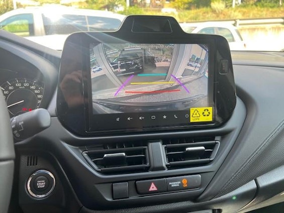 Vehicle image 14 Vehicle image 14