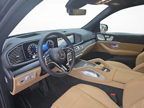 https://vehicle.imgix.net/4028894/d01ea945-8648-4a46-a1f8-b287b098aebc.jpg