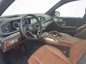https://vehicle.imgix.net/4028898/f584bc54-af97-4373-b620-c074a173634b.jpg