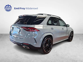 https://vehicle.imgix.net/4028901/33d38a60-be19-4618-aef2-df20ae60c992.jpg