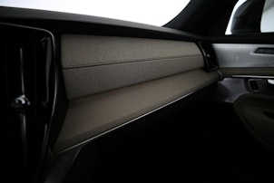 Vehicle image VOLVO XC90 2.0 T8 TE Ultra Dark eAWD