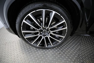 Vehicle image VOLVO XC90 2.0 T8 TE Ultra Dark eAWD