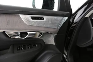 Volvo XC90 2.0 T8 TE Ultra Dark eAWD